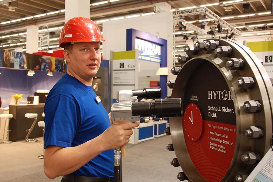 40 Jahre HYTORC 24 HYTORC Deutschland hytorc schraubtechnik 40 galerie buehne 01 HYTORC Deutschland